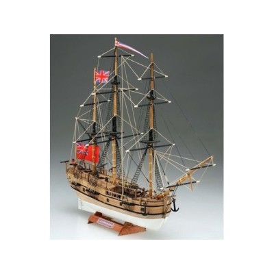 Mamoli - Endeavour Sc.1:143 L. 300 mm. H.258 mm.