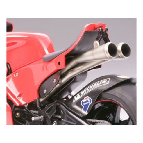 Tamiya - 1/12 Ducati Desmosedici Capirossi-Bayliss