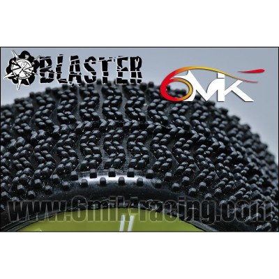 6MIK - Coppia gomme 1:8 Buggy Blaster-CS- Super Soft incollate su cerchio  (2)