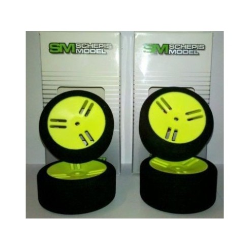 SM-GRP Treno gomme 1:10 TOURING anteriori 26.40mm+ posteriori 30.37mm.