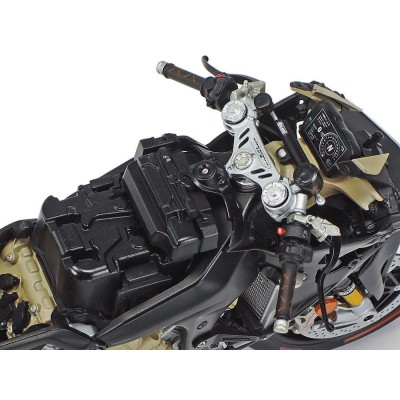 Tamiya  DUCATI SUPERLEGGERA V4 TA14140