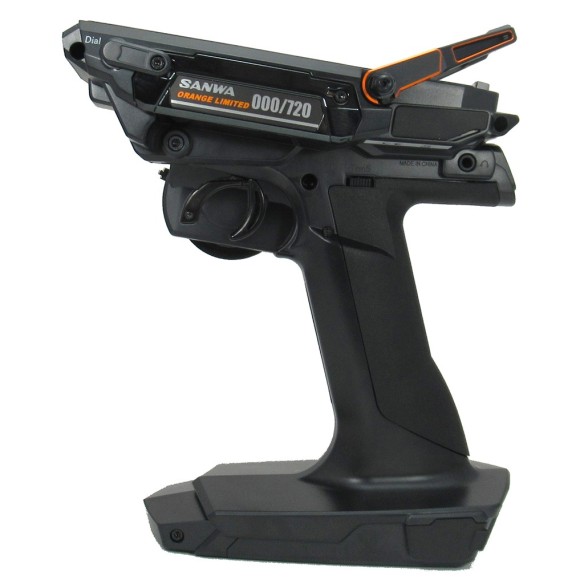 Sanwa Nuovo Radiocomando M17 Edizione Limitata con ricevitore RX493i Versione Orange incluso Batteria 1S LiPo e cappellino Sanwa