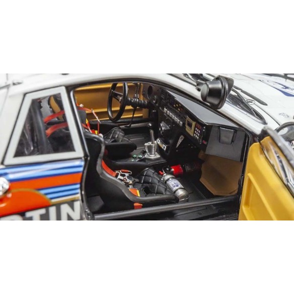 Kyosho 1:18 Lancia Rally 037 A.Bettega Safari Rally 1985 Nr.8 KS08306J