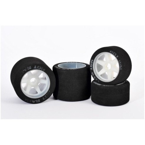 HotRace Treno gomme 1/8 On/Road 32 Anteriore/35 Posteriore Shore cerchio Light